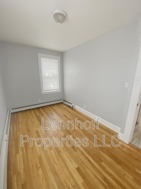 Building Photo - 497-499 Andover Street - 497-2