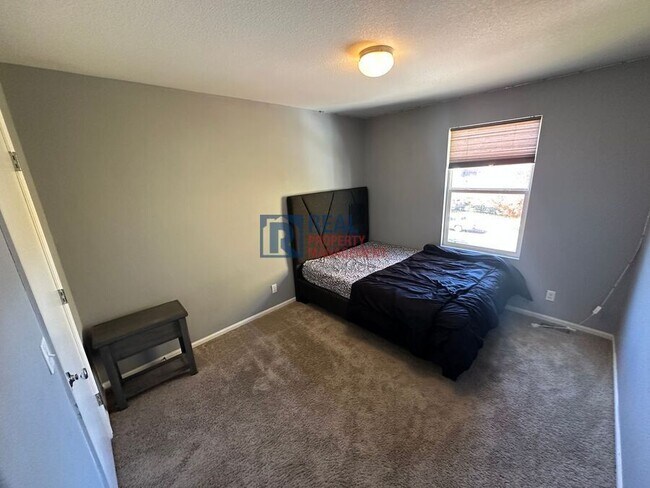 Building Photo - 5528 Lewiston Ct