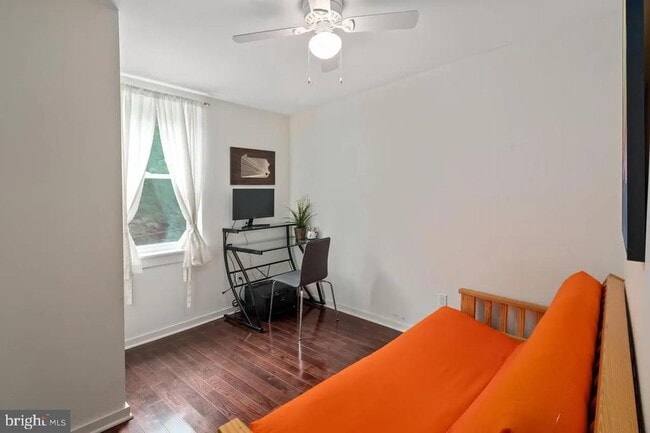 Building Photo - 2016 Oakford St