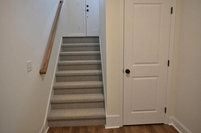 Building Photo - Rental in Ooltewah - 3 Bedrooms + Finished Basement