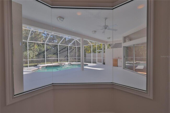 Building Photo - 2810 89th Ave E