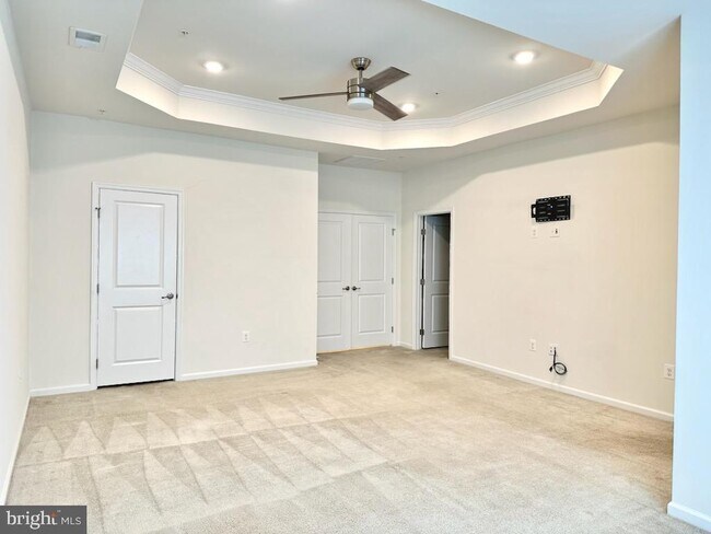 Building Photo - 5312 N Center Dr