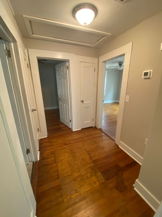 Building Photo - Remodeled 2 bed / 1 bath in Beaumont Villa...