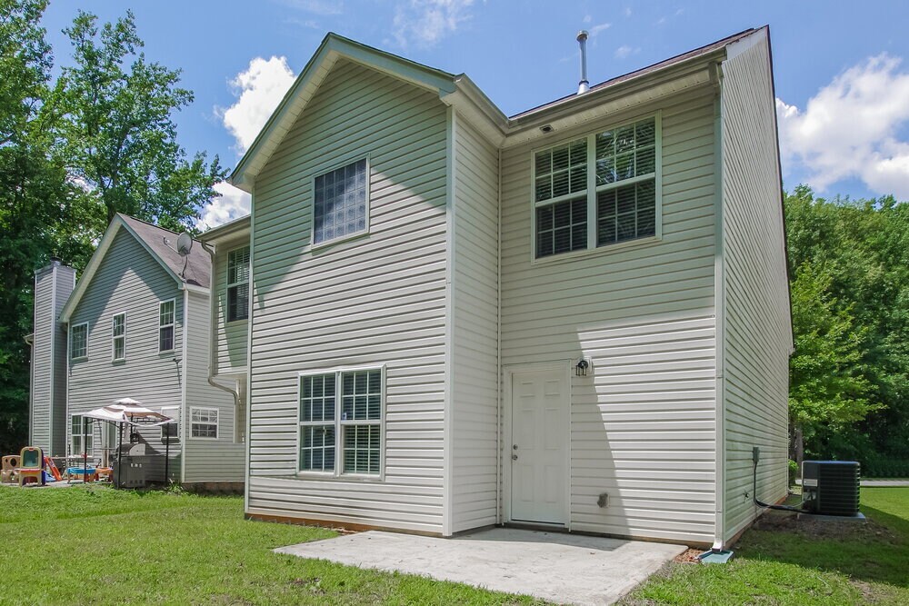 Building Photo - 3834 Pauline Ln