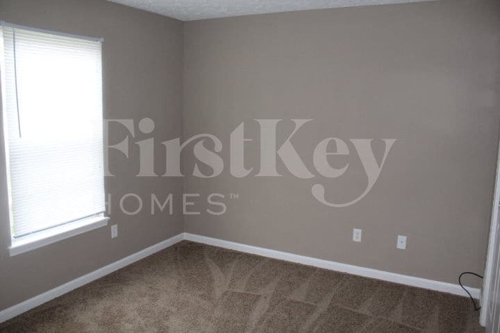 Building Photo - 10988 Cedar Pine Dr