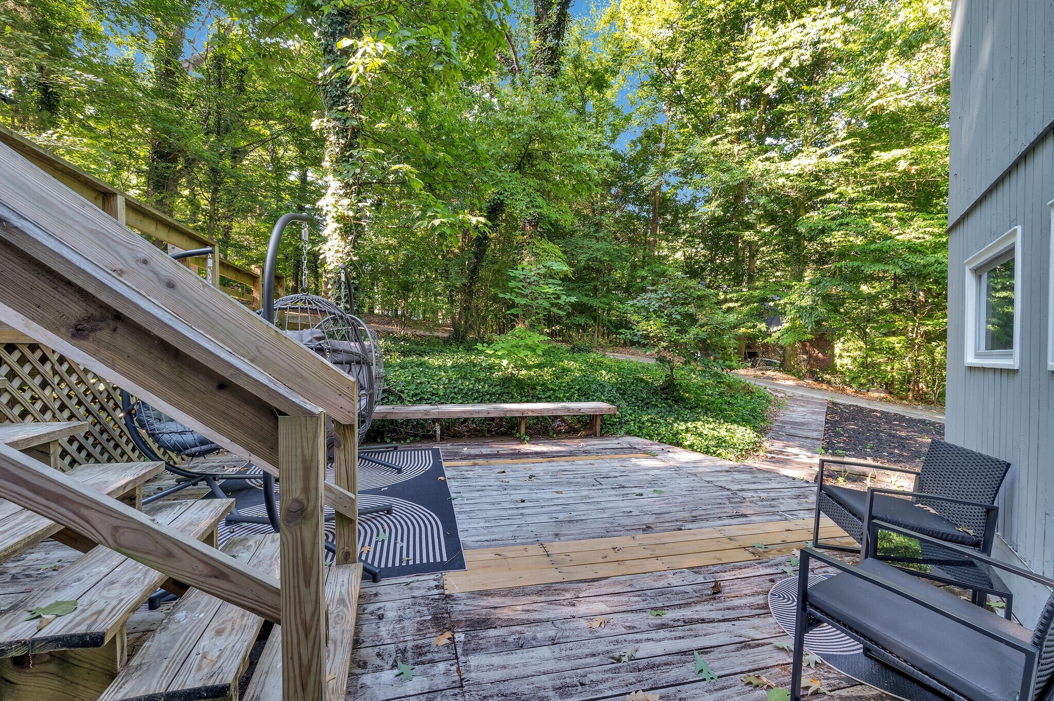 Building Photo - 8205 Knollwood Cir