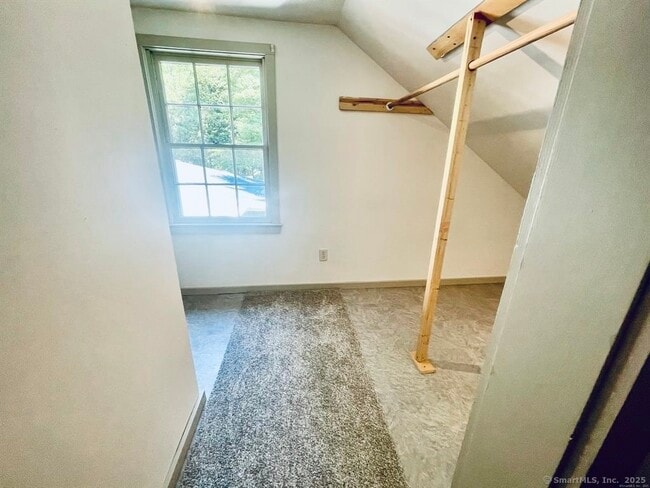 Building Photo - 518 Dublin Rd