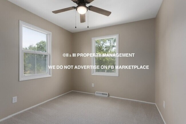 Building Photo - 7801 NE San Rafael Dr