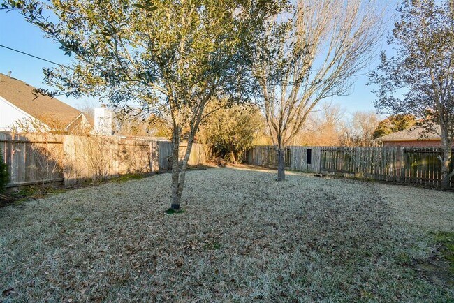Building Photo - 5819 Mitre Peak Ln