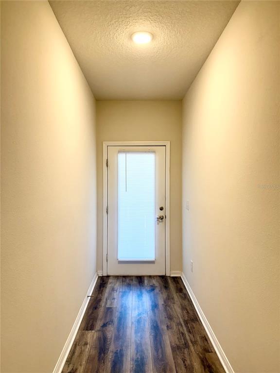 Building Photo - 5750 Desert Rose Pl