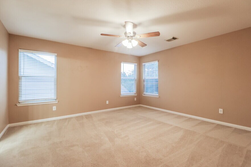 Building Photo - 16135 Cole Bridge Ln