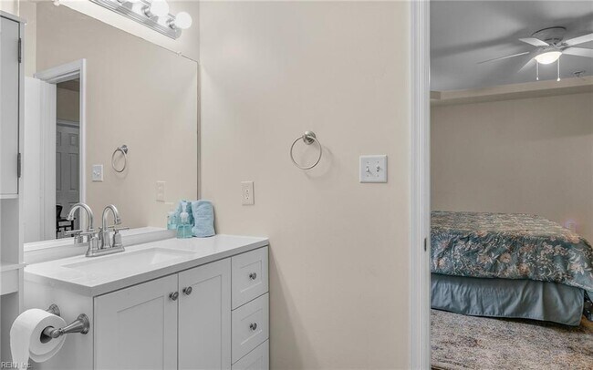 Building Photo - 408 Coastal Walk Pl