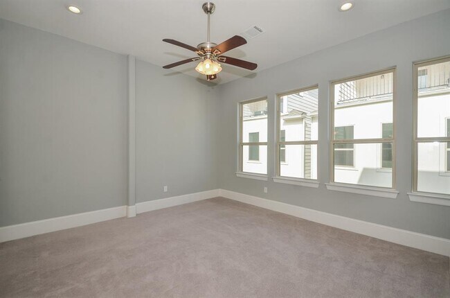 Building Photo - 4609 Nett St