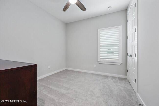 Building Photo - 803 7th Ave S