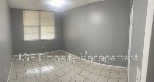 Building Photo - 1752 NW 55th Ave