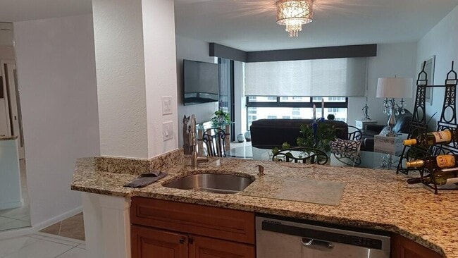 Building Photo - 2800 N Hwy A1A