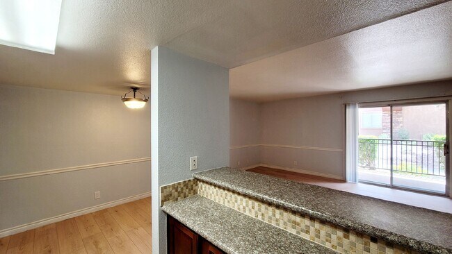 Building Photo - 4960 Indian River Dr