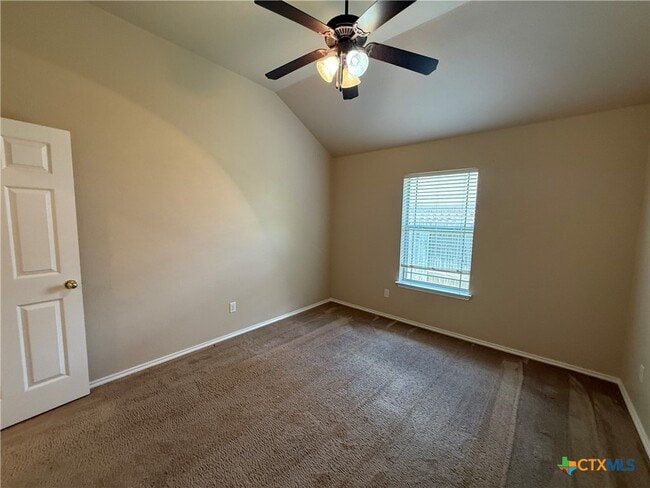 Building Photo - 4205 Cambridge Dr
