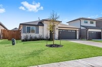Building Photo - 13220 Lago Acero