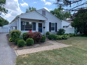 Building Photo - 1953 Fishinger Rd