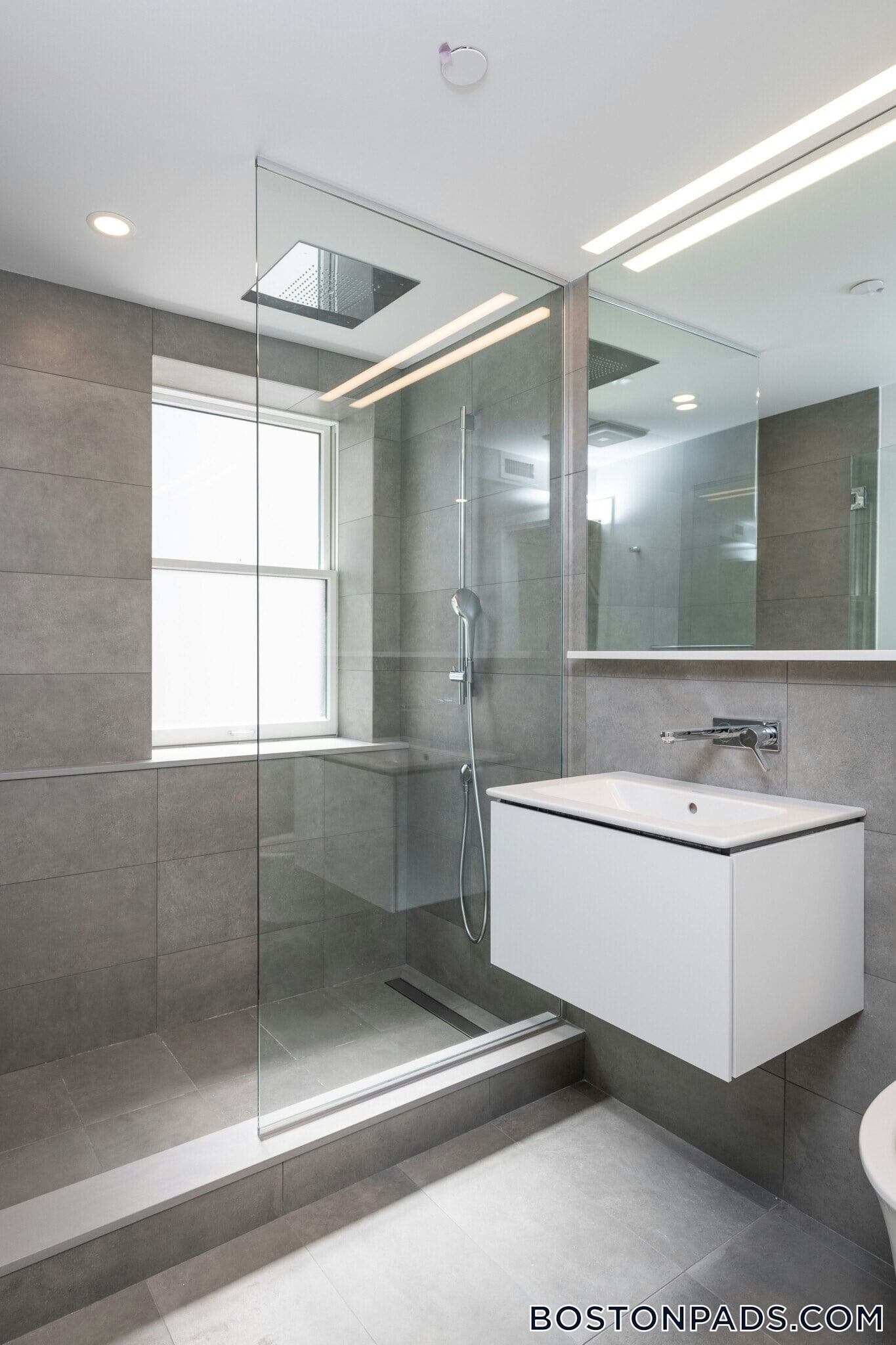 Building Photo - 12 Commonwealth Ave