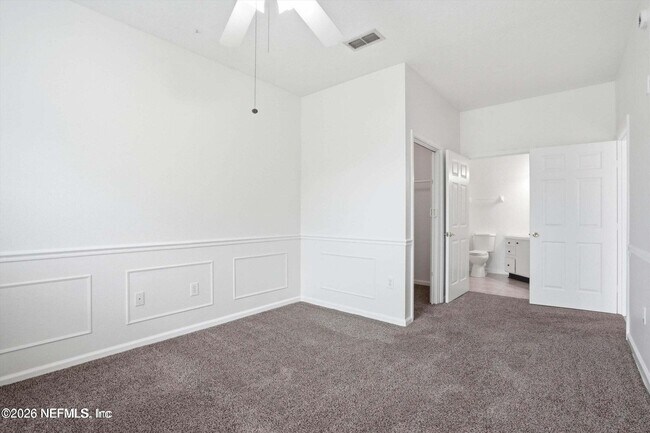 Building Photo - 7990 Baymeadows Cir E
