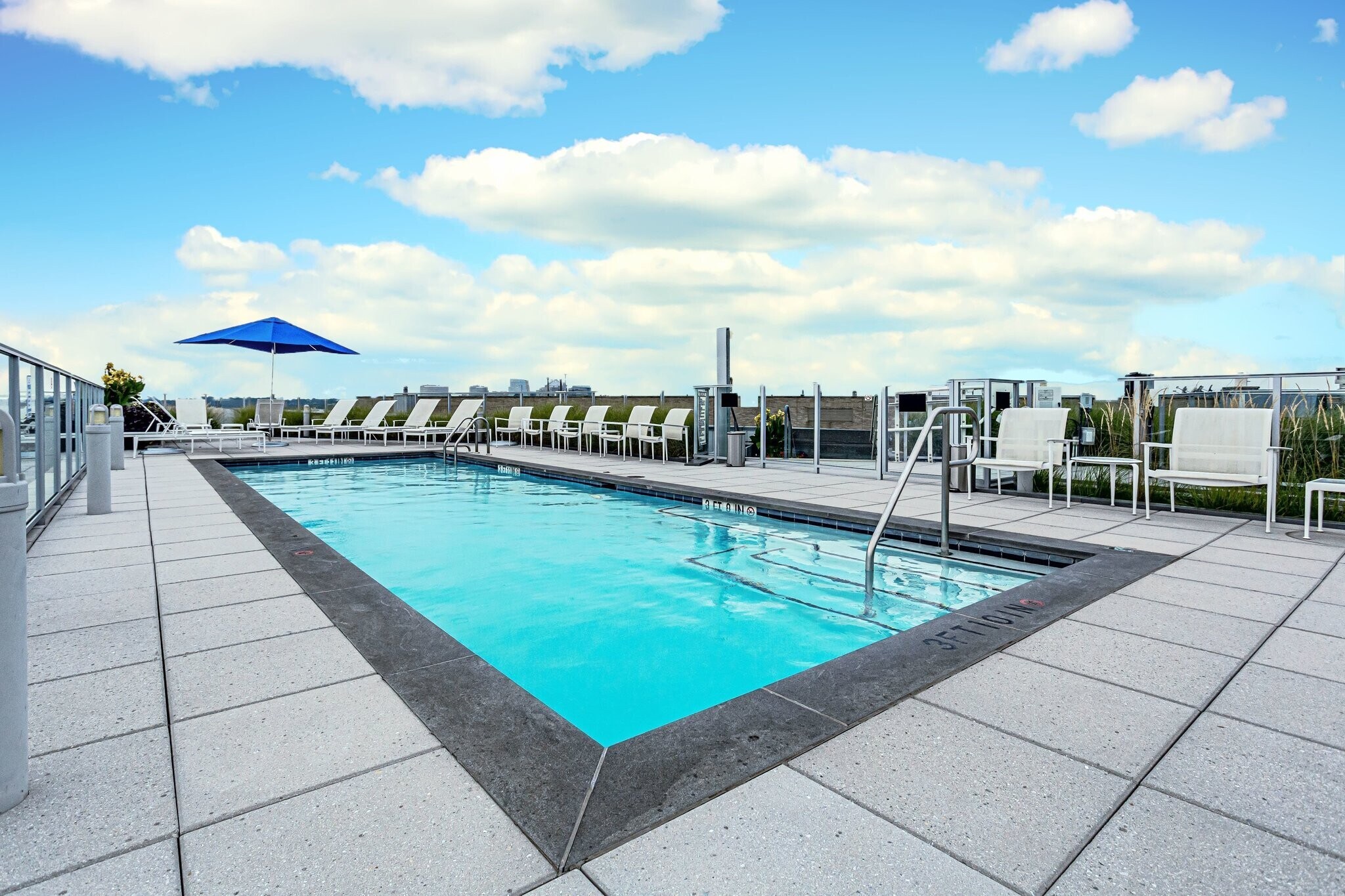 Building Photo - 1177 22nd St NW