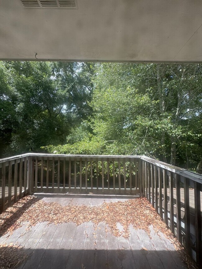 Building Photo - Daleville!