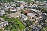 Building Photo - 302 SE Broadway St