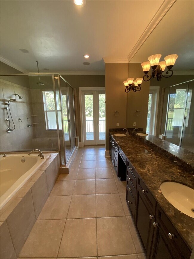 Building Photo - 3126 Baringer Hill Dr