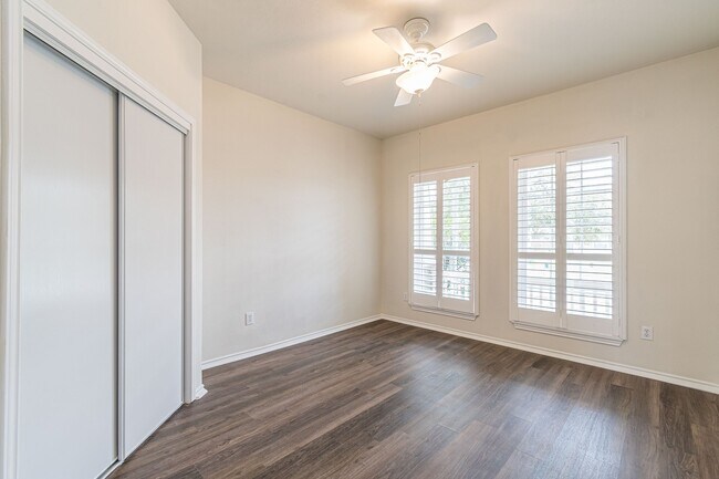 Building Photo - 13803 Laramie Hill