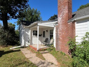 Building Photo - 2 Bed 1 Bath Single Family Home in Wausau