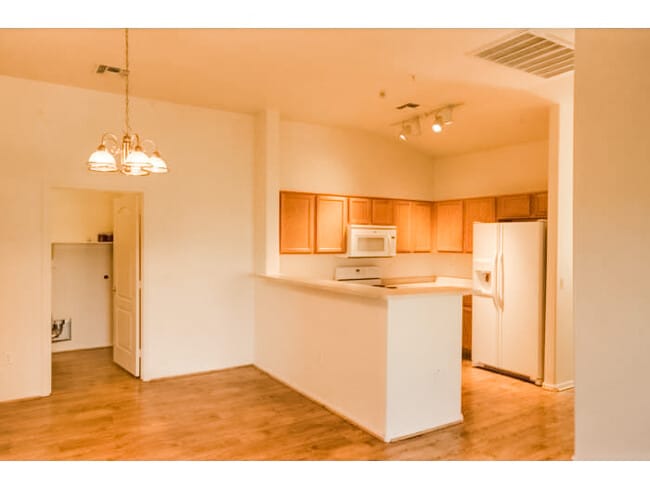 Kitchen - 18250 N 32nd St