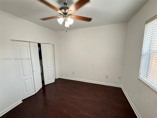 Building Photo - 9350 SW 171st Ct