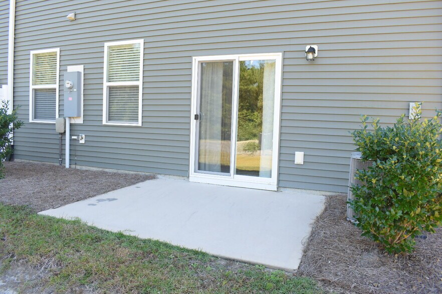 Building Photo - 1070 Clapboard Ln