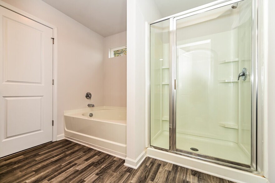 Building Photo - 195 Hamilton Pointe Dr