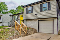 Building Photo - Beautiful 3 Bed 1 Bath Home in KCMO-Availa...