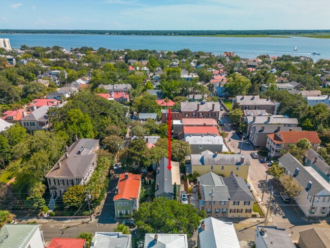 Building Photo - 151 Tradd St
