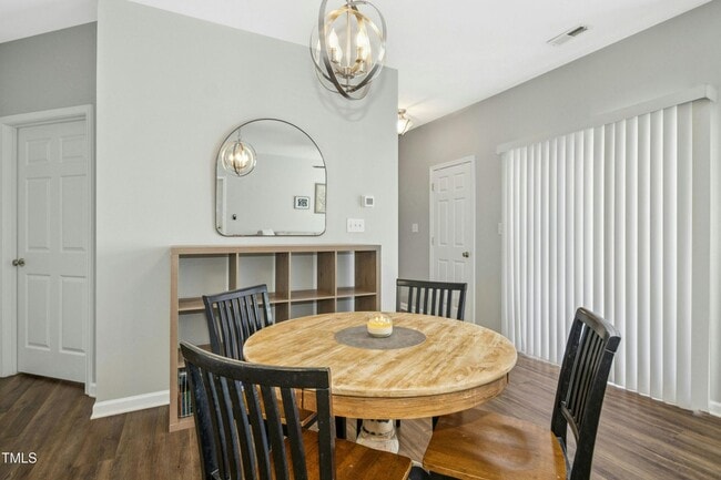 Building Photo - 2212 kurdrow - Bev Roberts Rentals and pro...
