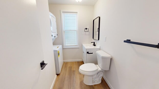 Building Photo - IMMACULATE - Clark / Fulton Area - 3 Bedrooms - 3 Baths - Single Family Home