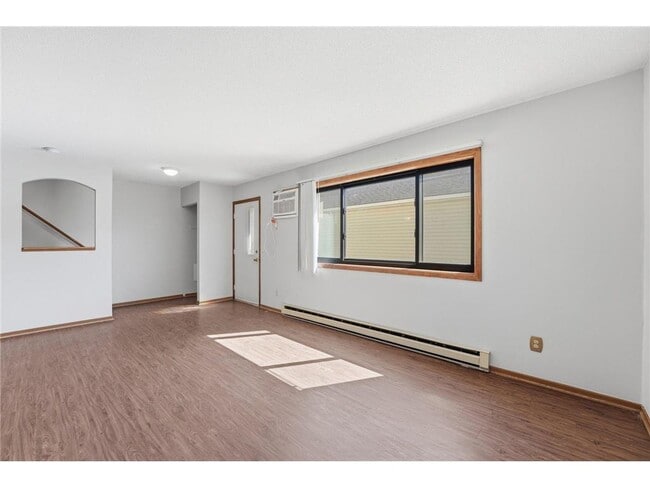 Building Photo - 64 E 13th St