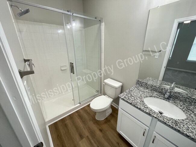 Building Photo - 517 Olive Branch Way