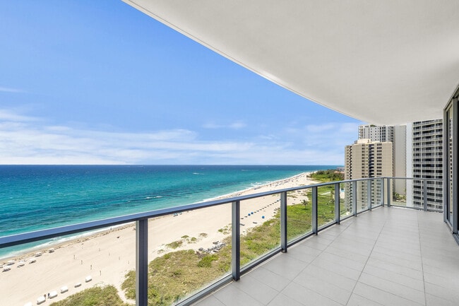 Building Photo - 3100 N Ocean Dr