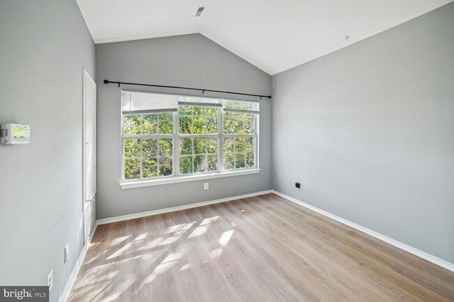 Building Photo - 18500 Boysenberry Dr