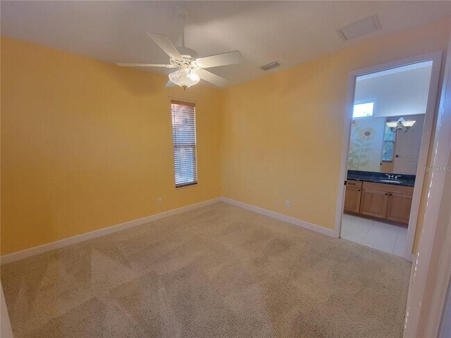 Building Photo - 10209 Thurston Groves Blvd