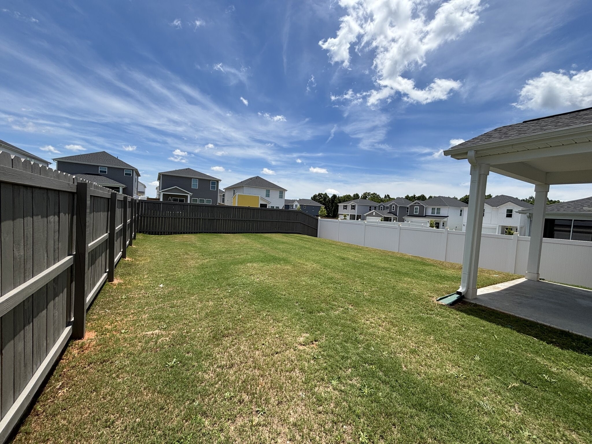 Building Photo - 702 Whitebark Dr