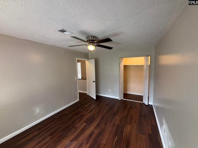 Building Photo - 209 Timber Ct