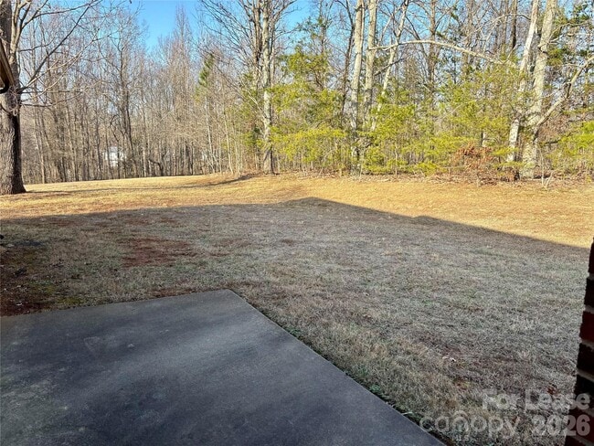 Building Photo - 521 Cedar Spring Dr