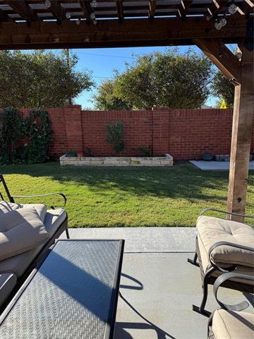 Building Photo - 12424 Ocean Spray Dr