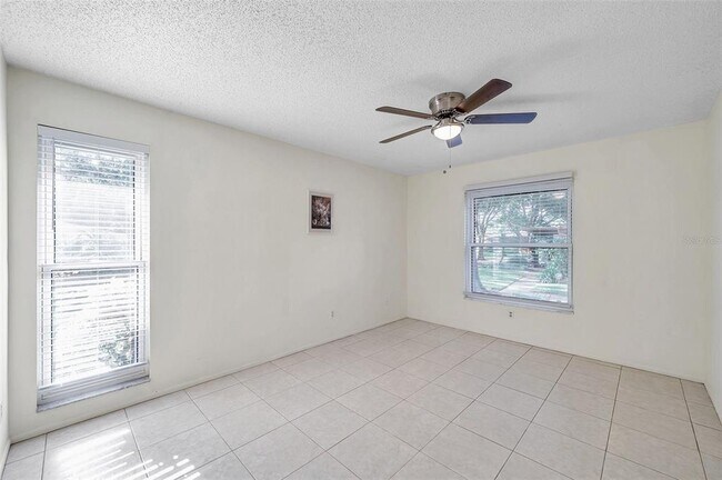 Building Photo - 2291 Shelly Dr
